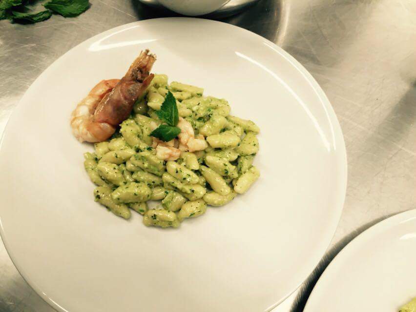 Cavatelli gamberi e pesto di menta @fraduefuochi