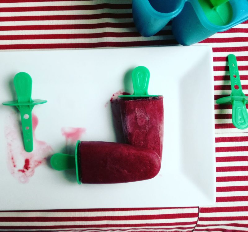 stecco gelato ciliegie e latte di mandorle