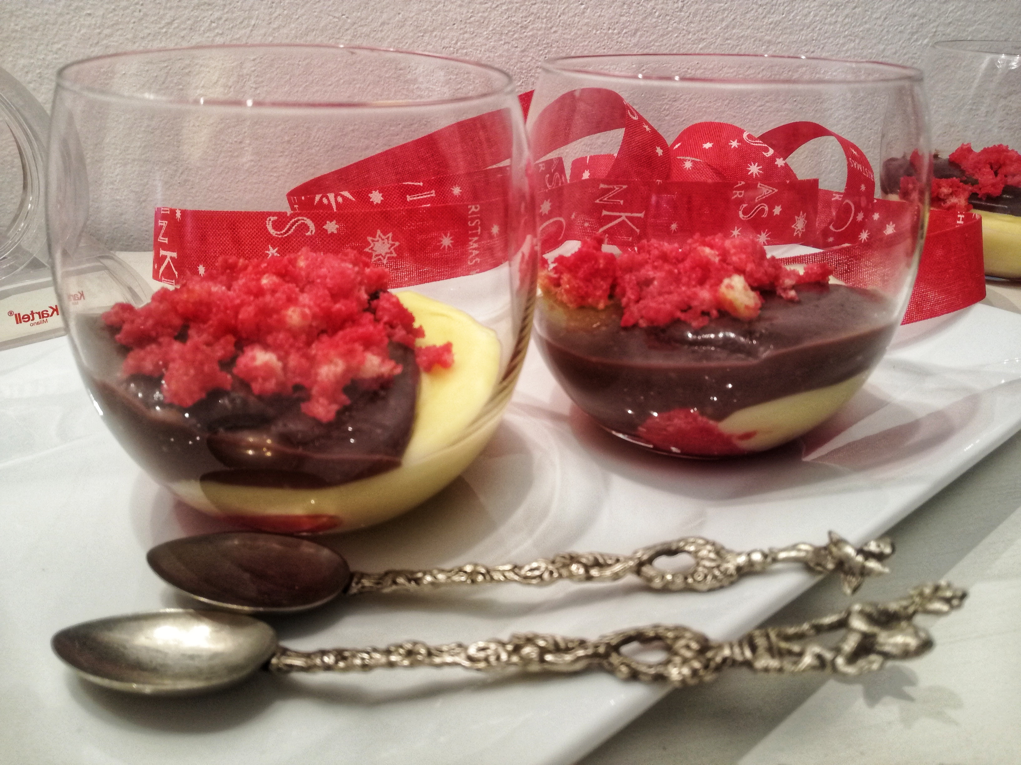 zuppa inglese in bicchiere ©Fraduefuochi