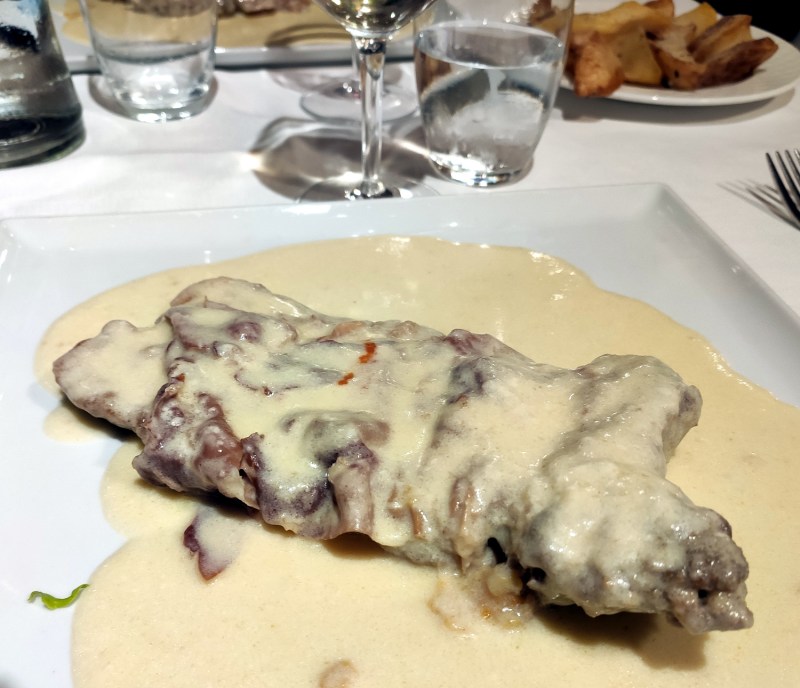 Costoletta alla bolognese