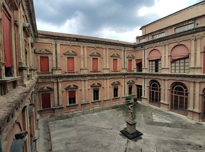 Palazzo Poggi - Cortile d'Ercole