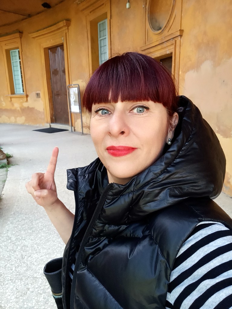 Teatro di villa mazzacorati ingresso